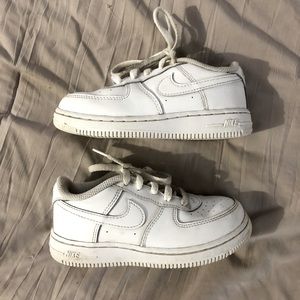 Kids Nike Airforce 1 Sneakers